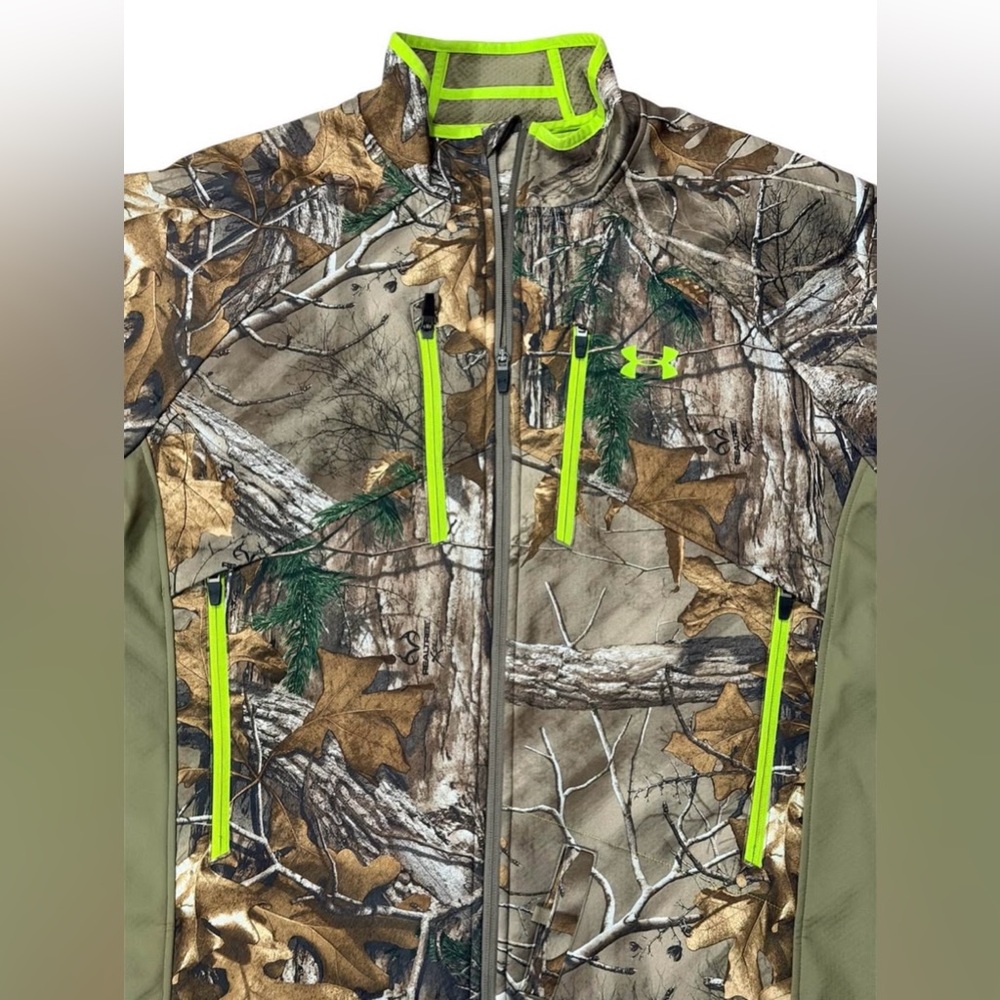 Under Armour Realtree Camo Performance Jacket with Neon Lime Zippers